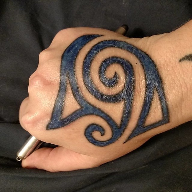 How Long Does It Take for a Tattoo to Heal? Healing Timeline & Aftercare Guide